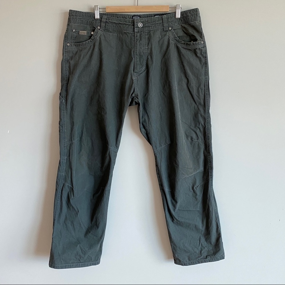 KUHL Revolvr Pants Men Vintage Patina Dye 40X30 Ergonomically Designed Fit